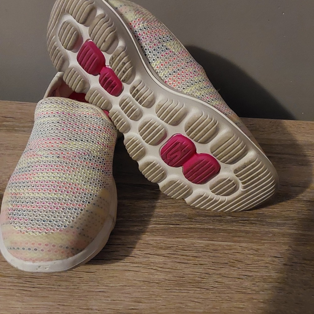 Skechers Go Walk Evolution‎ Ultra Gladden Slip On Shoes White/Multi Women's Sz 7 - Picture 10 of 10